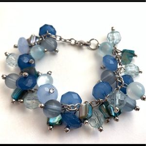Blue bead bracelet